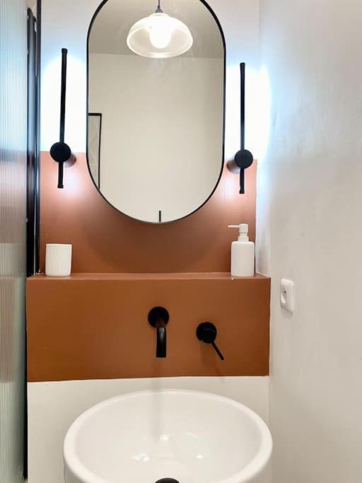 Charmant T2 Avec Balcon - Chaves Marseille Exteriör bild